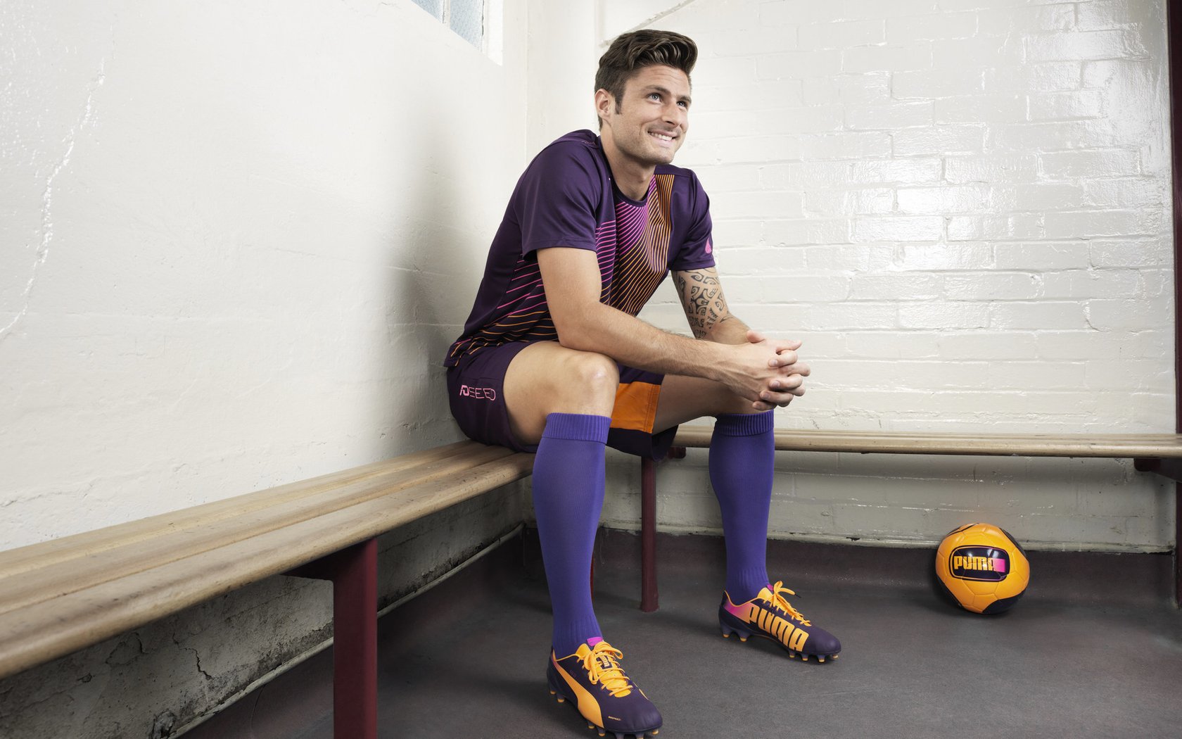 九游娱乐官网 (jiuyou)-德甲攻防瞬间：攻城略地的精彩战术，德甲防守最好的球队